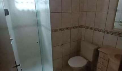 SOBRADO OTIMA LOCALIZAÇÃO! FL 31