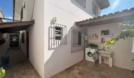SOBRADO PRÓX COMÉRCIOS DO BAIRRO JD ESTER, 2 VAGAS FI37