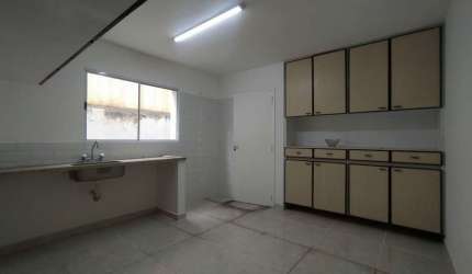 EXCELENTE SOBRADO 100 m² 03 QUARTOS, 02 WC , 02 VAGAS DE GARAGENS FL38