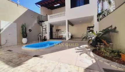 Casa com 3 dormitórios à venda, 450 m² por R$ 1.000.000,00 - Centro - Taubaté/SP