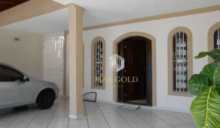 Casa com 3 dormitórios à venda, 203 m² por R$ 680.000,00 - Vila Jaboticabeira - Taubaté/SP