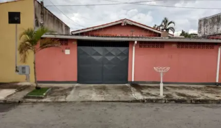 Casa com 2 dormitórios à venda, 182 m² por R$ 450.000,00 - Parque Senhor do Bonfim - Taubaté/SP