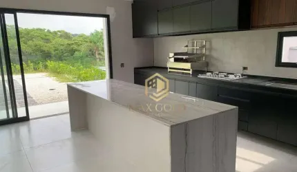 Casa com 4 dormitórios à venda, 300 m² por R$ 2.740.000,00 - Chácara São Félix - Taubaté/SP