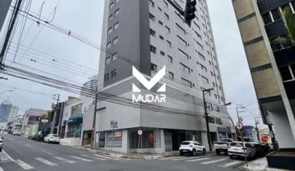 Apartamento com 4 quartos, 1 suite e 1 vaga no centro – Edifício Leopoldo Roedel