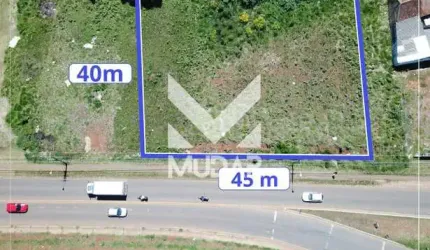 Terreno Comercial com 1800m2 Rua Siqueira Campos