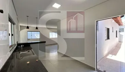 Casa para Venda em Uberlândia, Nova Uberlândia, 3 dormitórios, 2 suítes, 3 banheiros, 4 vagas