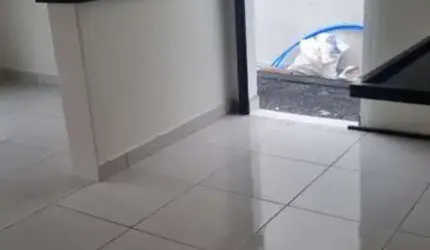 Casa para Venda em Uberlândia, Shopping Park, 2 dormitórios, 1 suíte, 2 banheiros, 2 vagas
