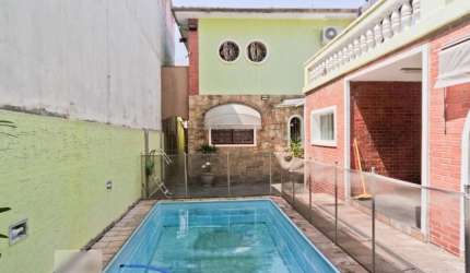 Casa no Limão, com 4 dormitórios, 2 suítes, piscina, 2 vagas, 250m²