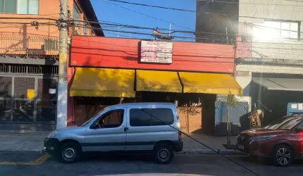 Ponto comercial à venda no Jd. Brasil 240m², 2 banheiros