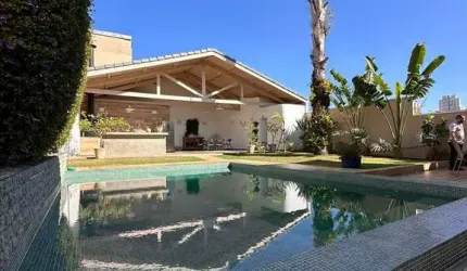 Sobrado para Venda em Santa Teresinha, 3 dormitórios, 3 suítes, Piscina, 258m²
