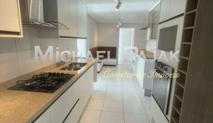 Apartamento com 3 quartos