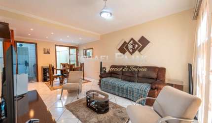 Casa em condomínio com 3 quartos