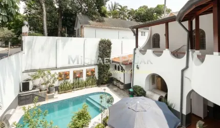 Casa tipo para venda com 5 quartos, sendo 3 suítes