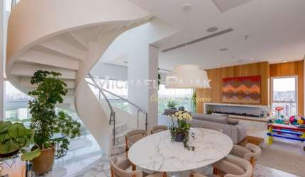 Duplex com 4 quartos