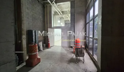 Loja de rua para venda - Michael Pajak (11) 99996-4550