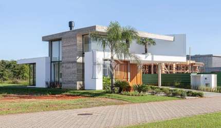 Casa em Condomínio 3 dormitórios à venda Parque do Balonismo Torres/RS