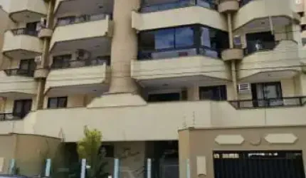 Apartamentos, Meia Praia em Itapema/SC