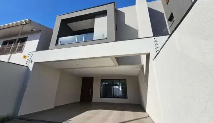Casas/Sobrados | Sobrados, Maria Luiza em Cascavel/PR