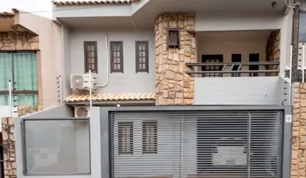Casas/Sobrados | Sobrados, Centro em Cascavel/PR
