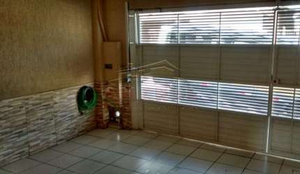 Casa com 3 quartos à venda na Rua Luiza de Araújo Silveira Cabreira, Vila Colorado, Suzano, 108 m2 por R$ 400.000