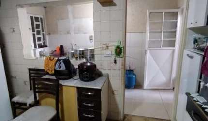 Casa com 3 quartos à venda na Rua Tokio, Cidade Edson, Suzano, 132 m2 por R$ 300.000