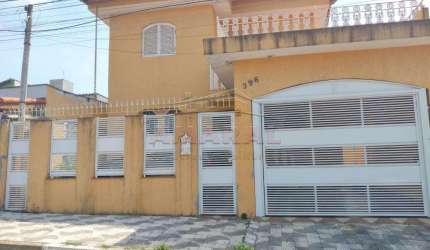 Casa com 3 quartos à venda na Rua Camilo Scurço, Vila Figueira, Suzano, 230 m2 por R$ 640.000