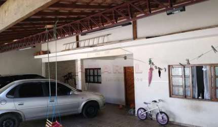 Casa com 3 quartos à venda na Rua Carlos Rissoni, Jardim São Francisco, Mogi das Cruzes, 219 m2 por R$ 500.000