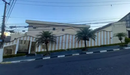 Casa com 3 quartos à venda na Rua Dário Carneiro, Vila Júlia, Poá, 253 m2 por R$ 980.000