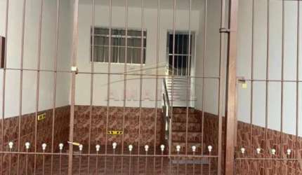 Casa com 6 quartos à venda na Rua Renê Ventura Salles, Vila Colorado, Suzano, 105 m2 por R$ 1.200.000
