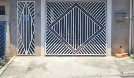 Casa com 3 quartos à venda na Rua Gino Marques da Cunha, Parque Umuarama, Suzano, 150 m2 por R$ 300.000