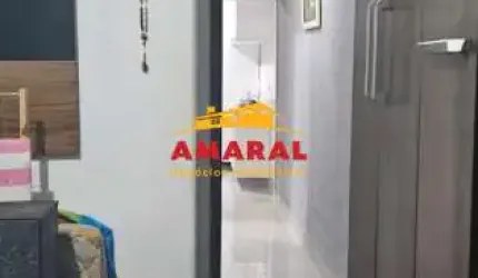Casa com 2 quartos à venda na Rua Santana, Vila Figueira, Suzano, 70 m2 por R$ 450.000