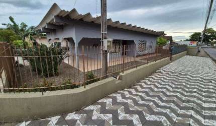 Casa com 3 dormitórios, 240 m² - venda por R$ 800.000,00 ou aluguel por R$ 3.980,00/mês - Velha - Blumenau/SC
