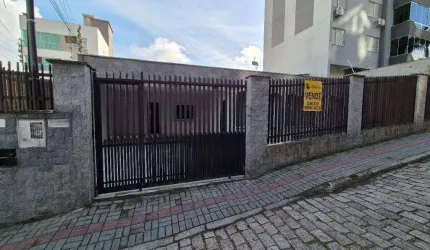 Casa com 3 dormitórios à venda, 220 m² por R$ 850.000,00 - Garcia - Blumenau/SC