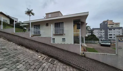 Casa com 3 dormitórios à venda, 204 m² por R$ 1.500.000,00 - Itoupava Seca - Blumenau/SC