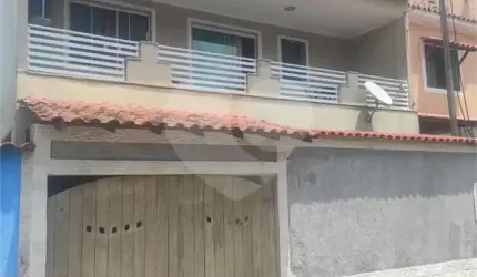 Casa com 4 quartos à venda em Santíssimo - RJ