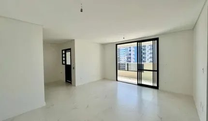 Apartamento com 2 quartos à venda na Avenida Presidente Nereu Ramos, 1039, Campinas, São José por R$ 899.000