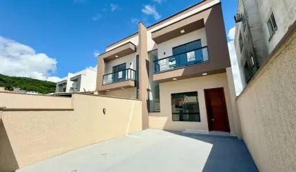 Casa com 2 quartos à venda na Rua Lauri de Souza Barbosa, 3, Ipiranga, São José por R$ 600.000