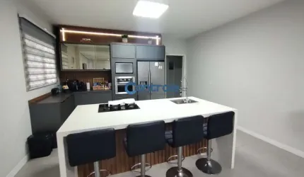 Casa com 3 quartos à venda na Servidão Tomaz João do Amaral, 5, Serraria, São José por R$ 990.000