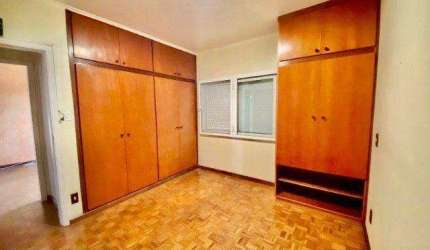 4 DORM , 1 SUITE , 1 VAGA