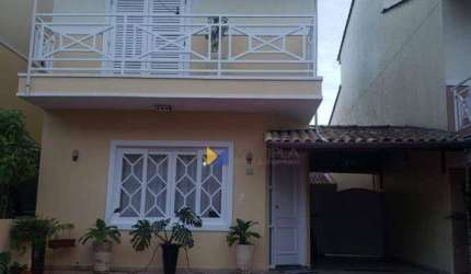 Sobrado com 4 dormitórios à venda, 250 m² por R$ 1.050.000,00 - Portal dos Gramados - Guarulhos/SP