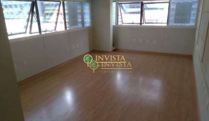 Sala Comercial com 30m² à venda no Centro de Florianópolis.