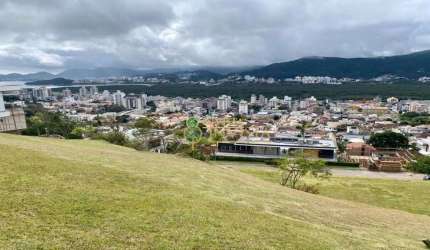 Terreno com 4377m² à venda na Trindade em Condomínio Fechado.