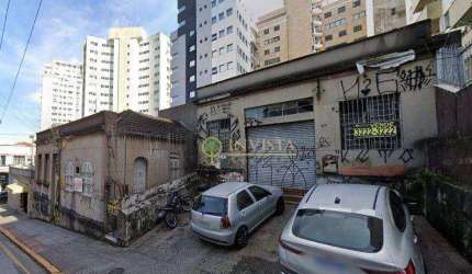 Terreno com 605m² à venda no Centro de Florianópolis.