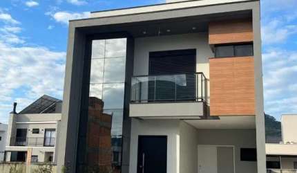 Condomínio Fechado, 3 quartos sendo 1 suíte e 2 vagas no bairro Beira Rio - Biguaçu