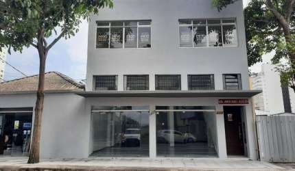 Sala comercial para locação no Estreito.