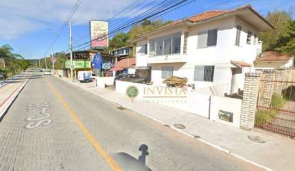 Casa à venda na Avenida das Rendeiras