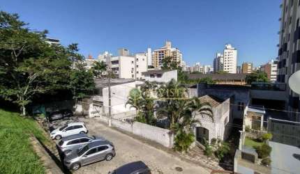 Terreno com 432m² à venda no Centro próximo ao Beiramar Shopping.