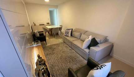 À venda | 3 quartos, semi mobiliado e 1 vaga de garagem - Centro, em Florianópolis.