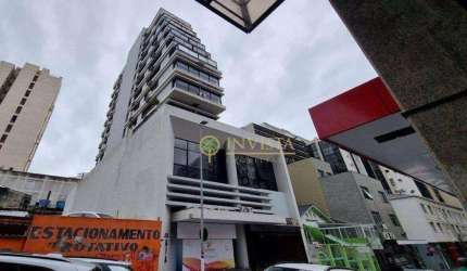 Loja comercial com 91m² e 1 vaga de garagem - À venda no Centro de Florianópolis.