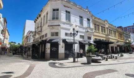 PARA LOCAÇÃO - Prédio Comercial no Centro de Florianópolis